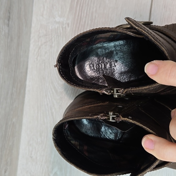 Born Women Pirlo Ankle Distressed Leather Boots shoes sz 7M - Picture 5 of 13